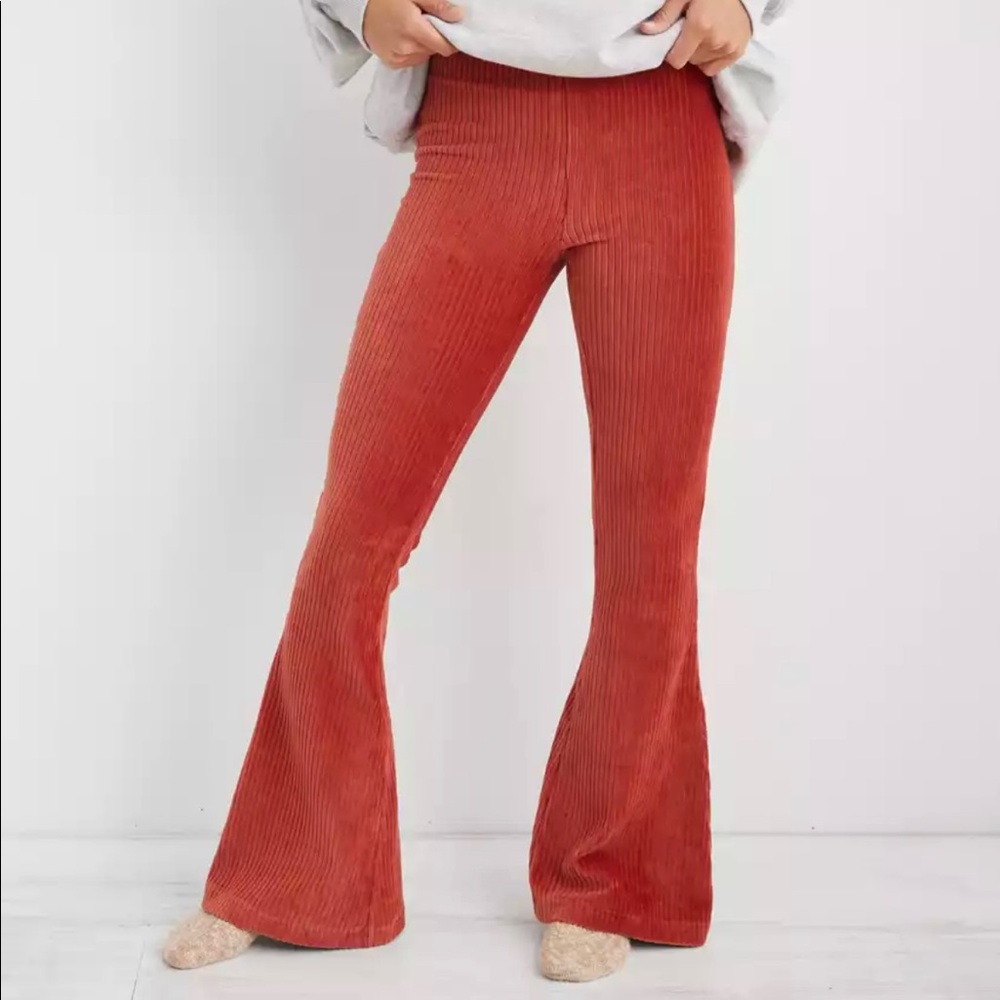 Aerie Groove On High Waisted flare lounge pants size small short